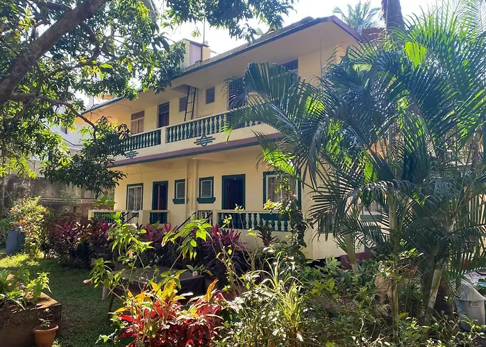 Kamat Guest House